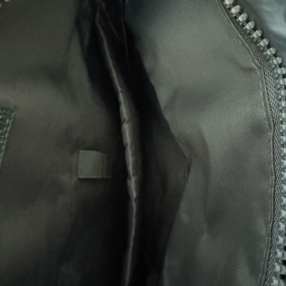 NWT Joan & David The Cosmic 18” wave Quilted Puffer Travel Backpack - Picture 8 of 8